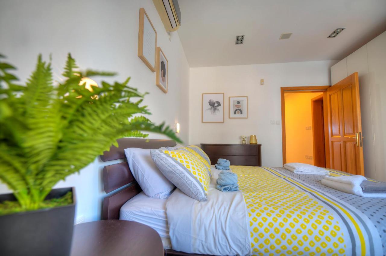 Bright And Spacious 3 Bedroom Apartment With Breathtaking Views - Goslm-5 Слима Экстерьер фото