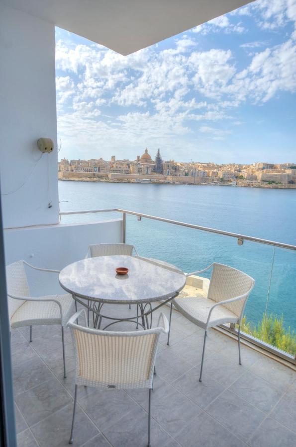Bright And Spacious 3 Bedroom Apartment With Breathtaking Views - Goslm-5 Слима Экстерьер фото