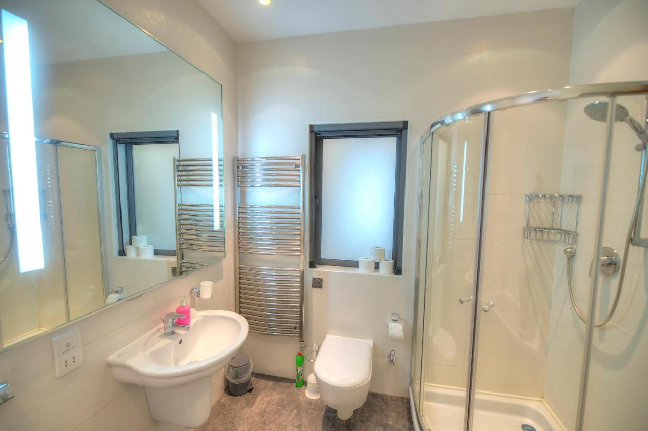Bright And Spacious 3 Bedroom Apartment With Breathtaking Views - Goslm-5 Слима Экстерьер фото